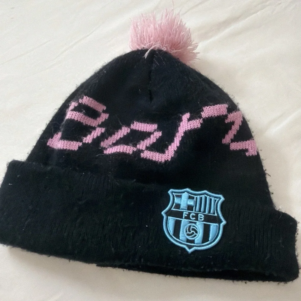 FANINK FC BARCELONA UNISEX ADULT KNIT BEANIE HAT OSFM Warm Winter Beanie Hat Cap